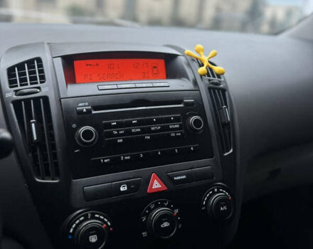 Черный Киа Сид, объемом двигателя 1.4 л и пробегом 334 тыс. км за 3999 $, фото 15 на Automoto.ua