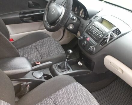 Черный Киа Сид, объемом двигателя 1.6 л и пробегом 231 тыс. км за 5200 $, фото 7 на Automoto.ua