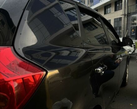 Черный Киа Сид, объемом двигателя 1.4 л и пробегом 330 тыс. км за 4499 $, фото 6 на Automoto.ua