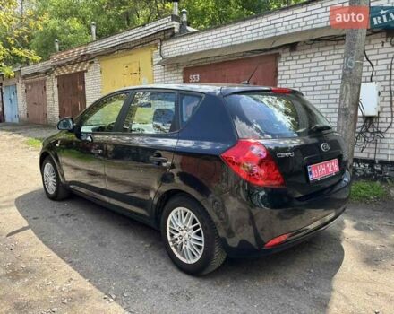 Черный Киа Сид, объемом двигателя 1.4 л и пробегом 166 тыс. км за 6000 $, фото 6 на Automoto.ua