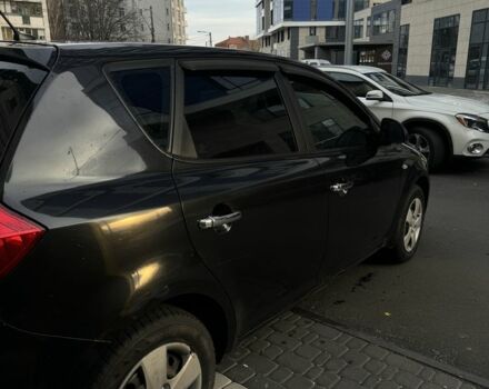 Черный Киа Сид, объемом двигателя 1.4 л и пробегом 330 тыс. км за 4499 $, фото 4 на Automoto.ua