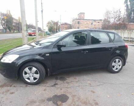 Черный Киа Сид, объемом двигателя 1.6 л и пробегом 231 тыс. км за 5200 $, фото 1 на Automoto.ua