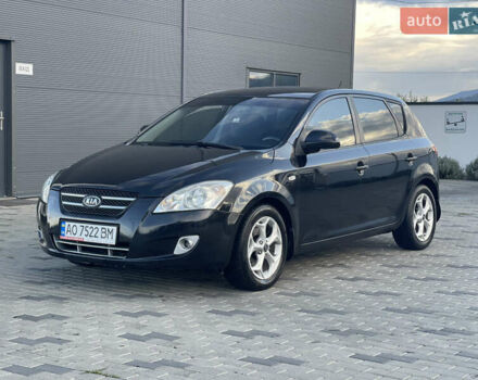 Киа Сид 2008 в Хусте на Automoto.ua Черный Киа Сид, объемом двигателя 1.4 л и пробегом 232 тыс. км за 5200 $, фото 1 на Automoto.ua