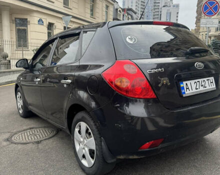 Черный Киа Сид, объемом двигателя 1.4 л и пробегом 334 тыс. км за 3999 $, фото 4 на Automoto.ua