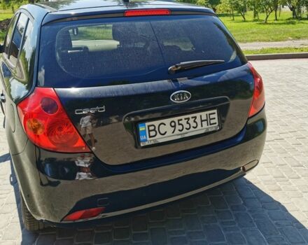 Черный Киа Сид, объемом двигателя 1.4 л и пробегом 156 тыс. км за 4800 $, фото 5 на Automoto.ua