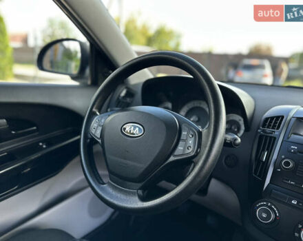 Чорний Кіа Сід, об'ємом двигуна 1.4 л та пробігом 226 тис. км за 5900 $, фото 51 на Automoto.ua