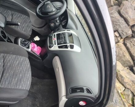 Черный Киа Сид, объемом двигателя 0 л и пробегом 3 тыс. км за 4600 $, фото 3 на Automoto.ua