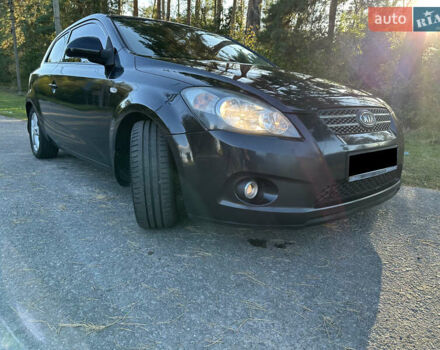 Киа Сид 2008 в Киеве на Automoto.ua Черный Киа Сид, объемом двигателя 1.6 л и пробегом 190 тыс. км за 4950 $, фото 49 на Automoto.ua