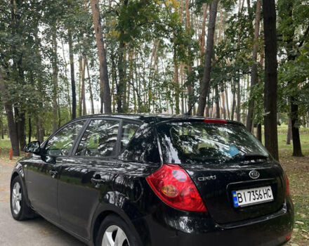 Киа Сид 2008 в Софіївська Борщагівка на Automoto.ua Черный Киа Сид, объемом двигателя 1.59 л и пробегом 265 тыс. км за 5600 $, фото 8 на Automoto.ua