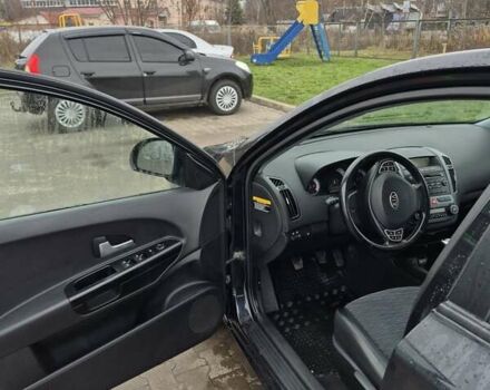 Черный Киа Сид, объемом двигателя 1.6 л и пробегом 221 тыс. км за 5900 $, фото 6 на Automoto.ua