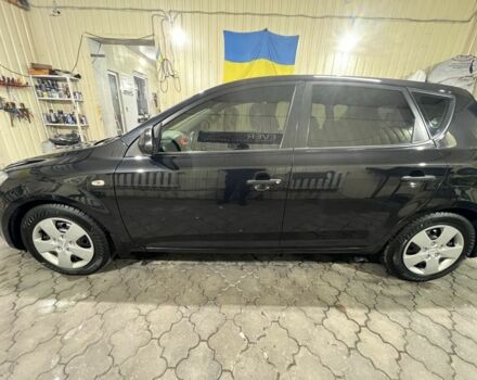 Чорний Кіа Сід, об'ємом двигуна 1.6 л та пробігом 236 тис. км за 5200 $, фото 2 на Automoto.ua