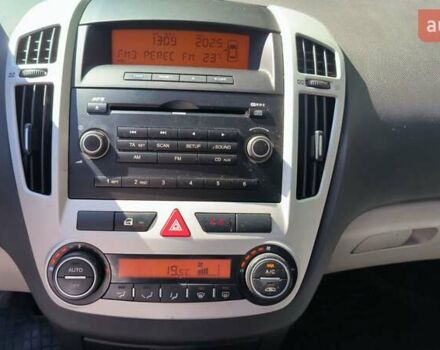 Черный Киа Сид, объемом двигателя 1.6 л и пробегом 204 тыс. км за 7200 $, фото 11 на Automoto.ua