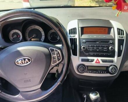 Черный Киа Сид, объемом двигателя 1.6 л и пробегом 204 тыс. км за 7200 $, фото 10 на Automoto.ua