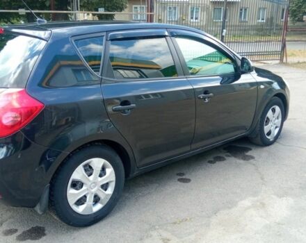 Черный Киа Сид, объемом двигателя 1.4 л и пробегом 178 тыс. км за 4850 $, фото 2 на Automoto.ua