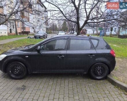Черный Киа Сид, объемом двигателя 1.4 л и пробегом 180 тыс. км за 4300 $, фото 2 на Automoto.ua