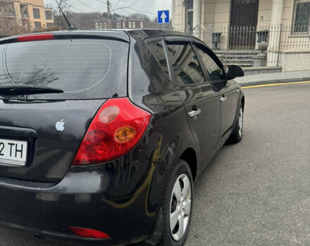 Черный Киа Сид, объемом двигателя 1.4 л и пробегом 334 тыс. км за 3999 $, фото 5 на Automoto.ua