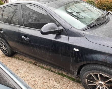 Черный Киа Сид, объемом двигателя 1.6 л и пробегом 360 тыс. км за 3690 $, фото 1 на Automoto.ua