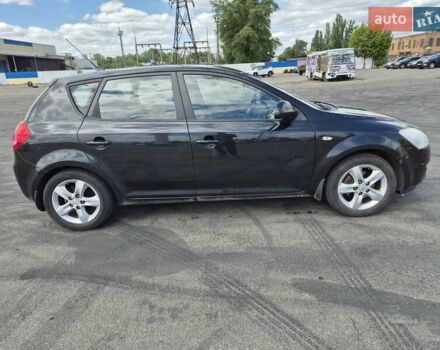 Чорний Кіа Сід, об'ємом двигуна 1.6 л та пробігом 247 тис. км за 5399 $, фото 6 на Automoto.ua