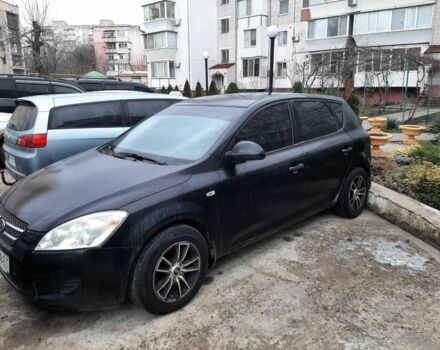 Черный Киа Сид, объемом двигателя 1.6 л и пробегом 360 тыс. км за 3690 $, фото 2 на Automoto.ua