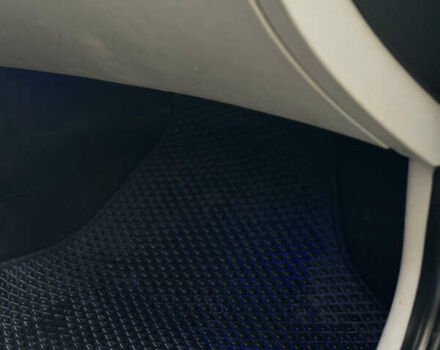 Черный Киа Сид, объемом двигателя 1.4 л и пробегом 334 тыс. км за 4499 $, фото 13 на Automoto.ua