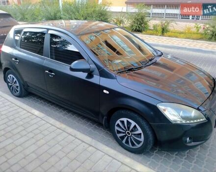 Чорний Кіа Сід, об'ємом двигуна 1.6 л та пробігом 278 тис. км за 4000 $, фото 8 на Automoto.ua