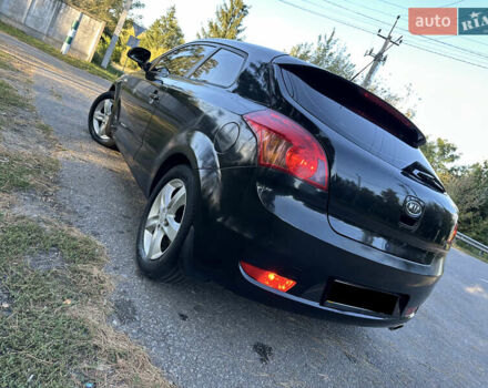 Киа Сид 2008 в Киеве на Automoto.ua Черный Киа Сид, объемом двигателя 1.6 л и пробегом 190 тыс. км за 4950 $, фото 54 на Automoto.ua