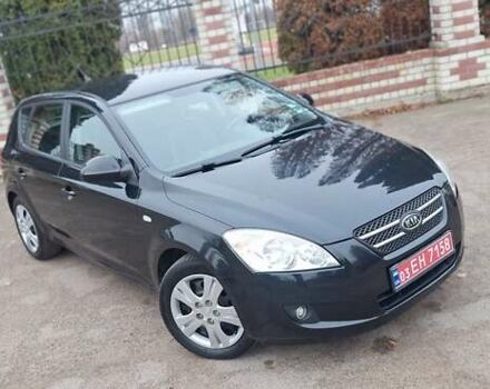 Черный Киа Сид, объемом двигателя 1.6 л и пробегом 220 тыс. км за 5850 $, фото 23 на Automoto.ua