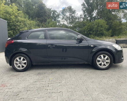 Чорний Кіа Сід, об'ємом двигуна 1.4 л та пробігом 178 тис. км за 4950 $, фото 6 на Automoto.ua
