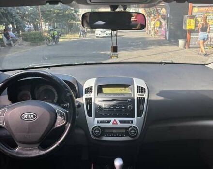 Черный Киа Сид, объемом двигателя 1.98 л и пробегом 214 тыс. км за 5500 $, фото 12 на Automoto.ua