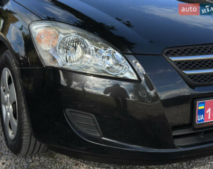 Чорний Кіа Сід, об'ємом двигуна 1.4 л та пробігом 226 тис. км за 5900 $, фото 4 на Automoto.ua