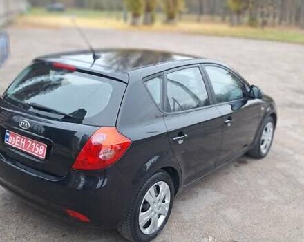 Черный Киа Сид, объемом двигателя 1.6 л и пробегом 220 тыс. км за 5850 $, фото 16 на Automoto.ua