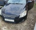 Черный Киа Сид, объемом двигателя 1.4 л и пробегом 297 тыс. км за 4700 $, фото 1 на Automoto.ua