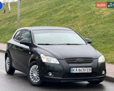 Черный Киа Сид, объемом двигателя 1.4 л и пробегом 215 тыс. км за 4600 $, фото 1 на Automoto.ua