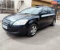Черный Киа Сид, объемом двигателя 1.4 л и пробегом 310 тыс. км за 4900 $, фото 2 на Automoto.ua