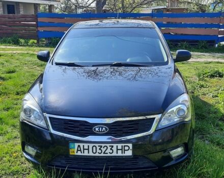 Киа Сид 2009 в Кременчуге на Automoto.ua Черный Киа Сид, объемом двигателя 1.6 л и пробегом 106 тыс. км за 6000 $, фото 2 на Automoto.ua