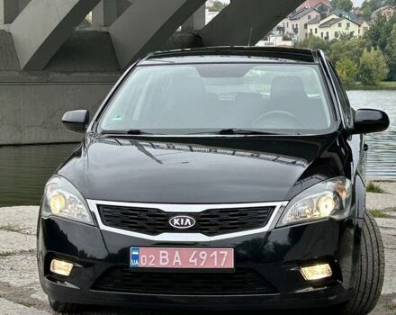 Чорний Кіа Сід, об'ємом двигуна 1.4 л та пробігом 178 тис. км за 6800 $, фото 2 на Automoto.ua