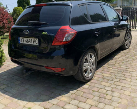 Черный Киа Сид, объемом двигателя 1.58 л и пробегом 260 тыс. км за 6500 $, фото 3 на Automoto.ua