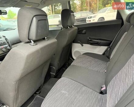 Черный Киа Сид, объемом двигателя 1.4 л и пробегом 172 тыс. км за 6800 $, фото 19 на Automoto.ua