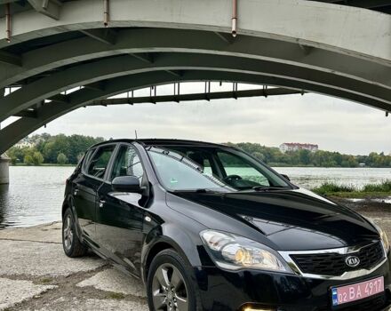 Чорний Кіа Сід, об'ємом двигуна 1.4 л та пробігом 178 тис. км за 6800 $, фото 7 на Automoto.ua