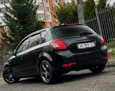 Чорний Кіа Сід, об'ємом двигуна 1.59 л та пробігом 113 тис. км за 8767 $, фото 7 на Automoto.ua