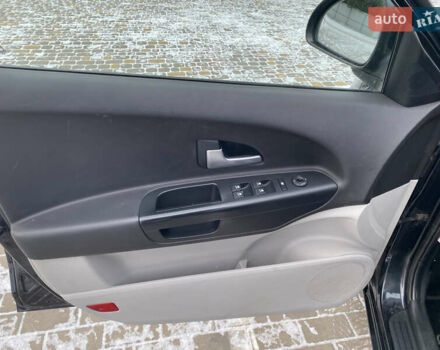 Черный Киа Сид, объемом двигателя 1.4 л и пробегом 196 тыс. км за 5395 $, фото 17 на Automoto.ua