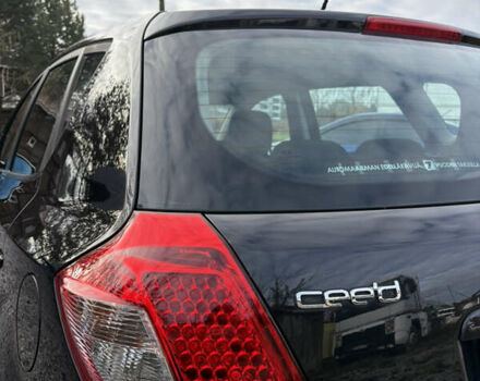 Чорний Кіа Сід, об'ємом двигуна 1.6 л та пробігом 220 тис. км за 6700 $, фото 64 на Automoto.ua