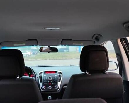 Черный Киа Сид, объемом двигателя 1.4 л и пробегом 215 тыс. км за 6000 $, фото 17 на Automoto.ua