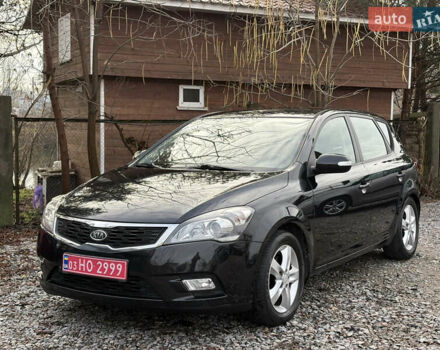 Чорний Кіа Сід, об'ємом двигуна 1.6 л та пробігом 220 тис. км за 6700 $, фото 8 на Automoto.ua