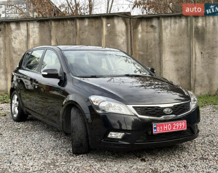 Чорний Кіа Сід, об'ємом двигуна 1.6 л та пробігом 220 тис. км за 6700 $, фото 12 на Automoto.ua