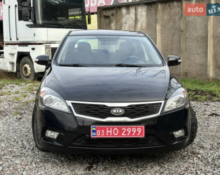 Чорний Кіа Сід, об'ємом двигуна 1.6 л та пробігом 220 тис. км за 6500 $, фото 1 на Automoto.ua