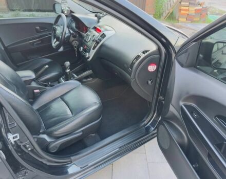 Чорний Кіа Сід, об'ємом двигуна 1.6 л та пробігом 185 тис. км за 6800 $, фото 7 на Automoto.ua