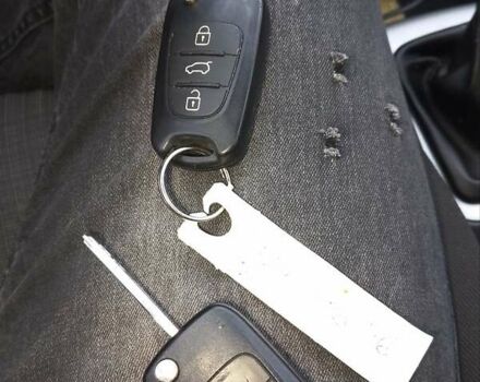 Чорний Кіа Сід, об'ємом двигуна 1.58 л та пробігом 239 тис. км за 6100 $, фото 15 на Automoto.ua