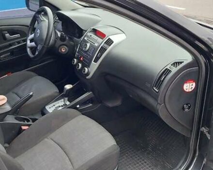 Черный Киа Сид, объемом двигателя 1.59 л и пробегом 327 тыс. км за 7750 $, фото 9 на Automoto.ua