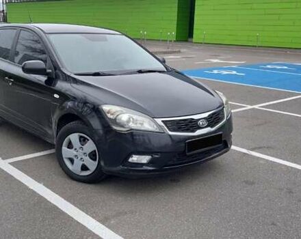 Черный Киа Сид, объемом двигателя 1.59 л и пробегом 327 тыс. км за 7750 $, фото 2 на Automoto.ua